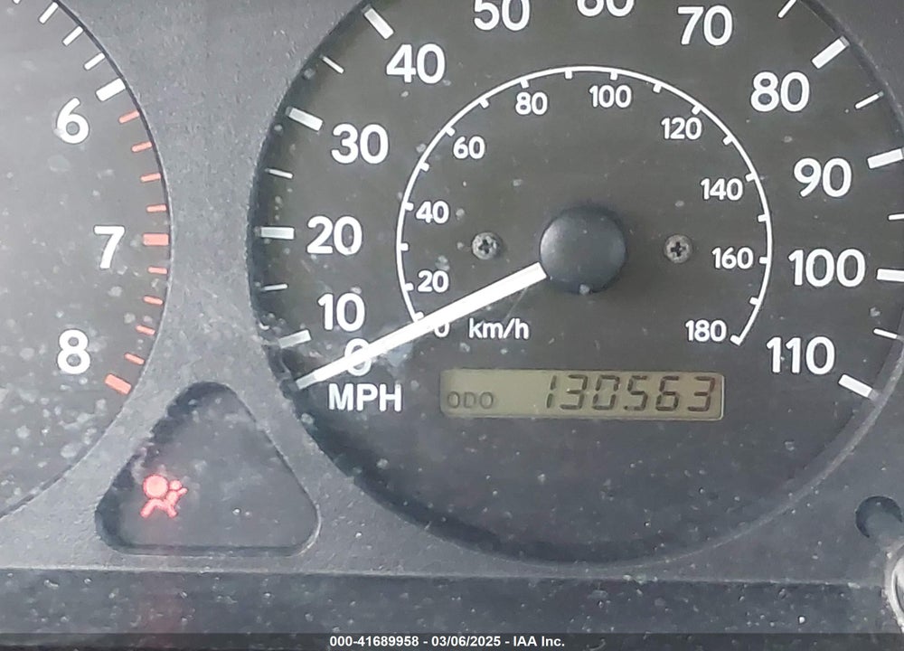 2001 TOYOTA COROLLA LE VIN: 2T1BR12E21C386182