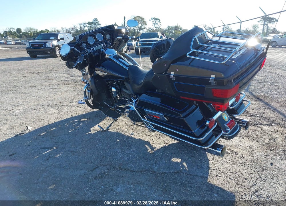 2008 HARLEY-DAVIDSON FLTC ULTRA SHRINE VIN: 1HD1FL41X8Y648481