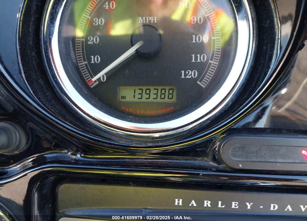 2008 HARLEY-DAVIDSON FLTC ULTRA SHRINE VIN: 1HD1FL41X8Y648481