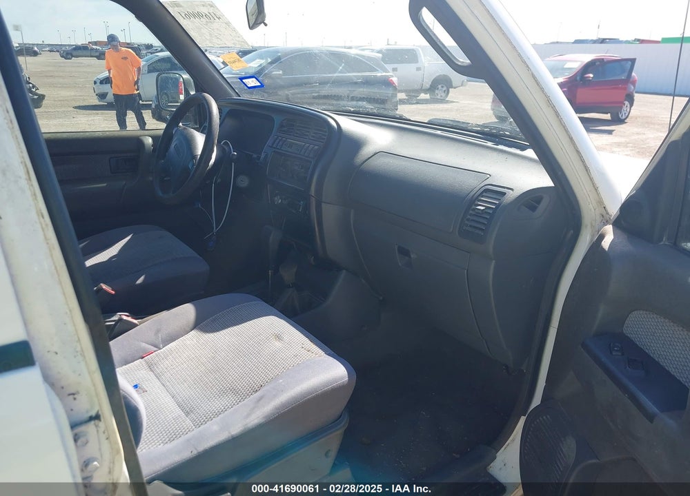 1998 ISUZU TROOPER S VIN: JACDJ58X0W7913434