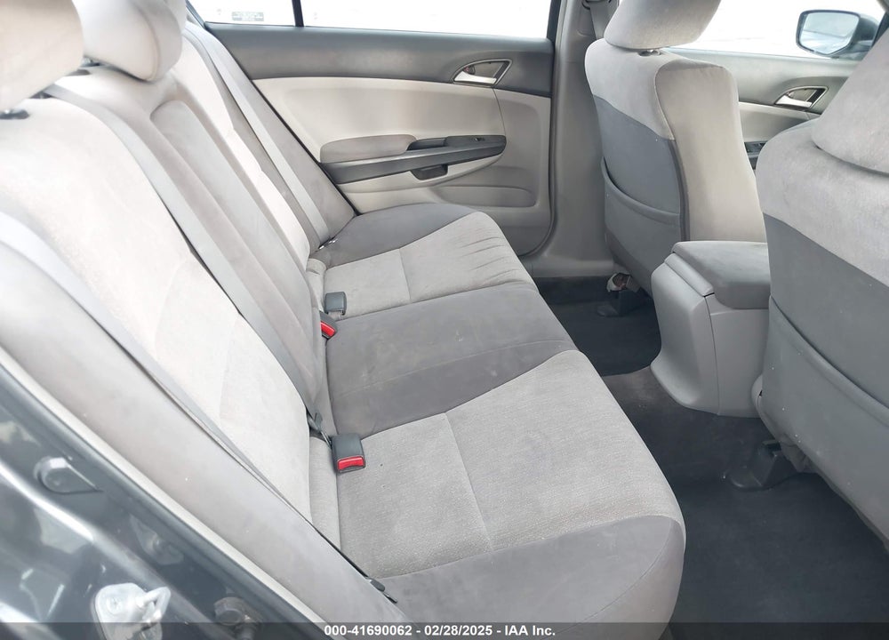 2008 HONDA ACCORD VIN: 1HGCP264X8A108583