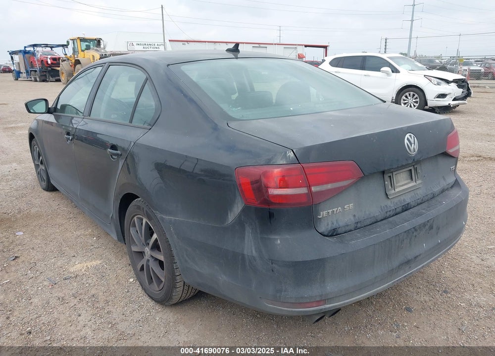2016 VOLKSWAGEN JETTA 1.4T SE VIN: 3VWD67AJ0GM261908