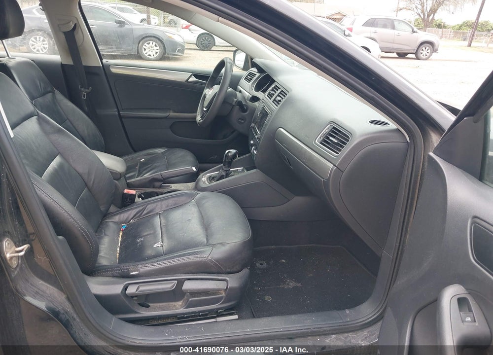 2016 VOLKSWAGEN JETTA 1.4T SE VIN: 3VWD67AJ0GM261908