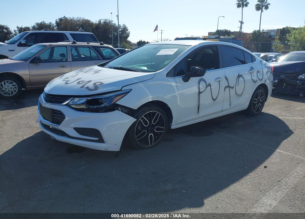 2017 CHEVROLET CRUZE VIN: 1G1BE5SMXH7171597