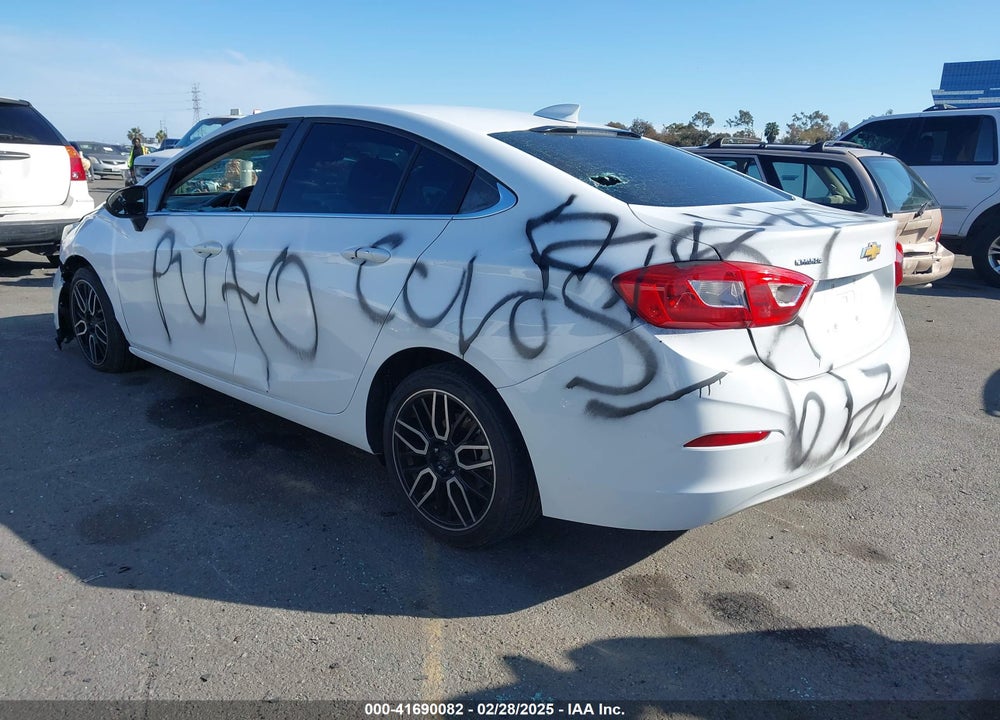 2017 CHEVROLET CRUZE VIN: 1G1BE5SMXH7171597