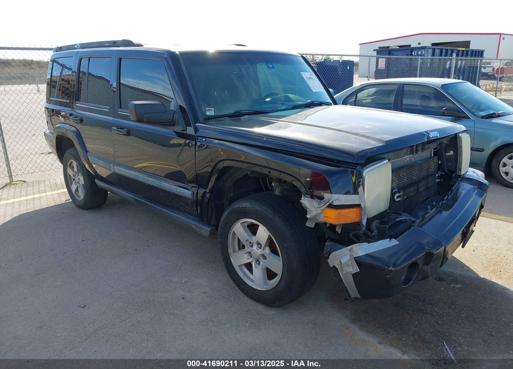 2008 JEEP COMMANDER VIN: 1J8HG48K98C140661