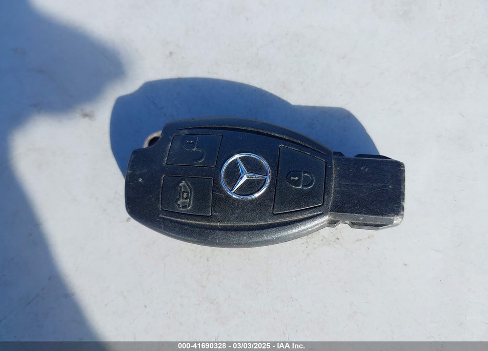 2020 MERCEDES-BENZ METRIS VIN: WD4PG2EE3K3523210