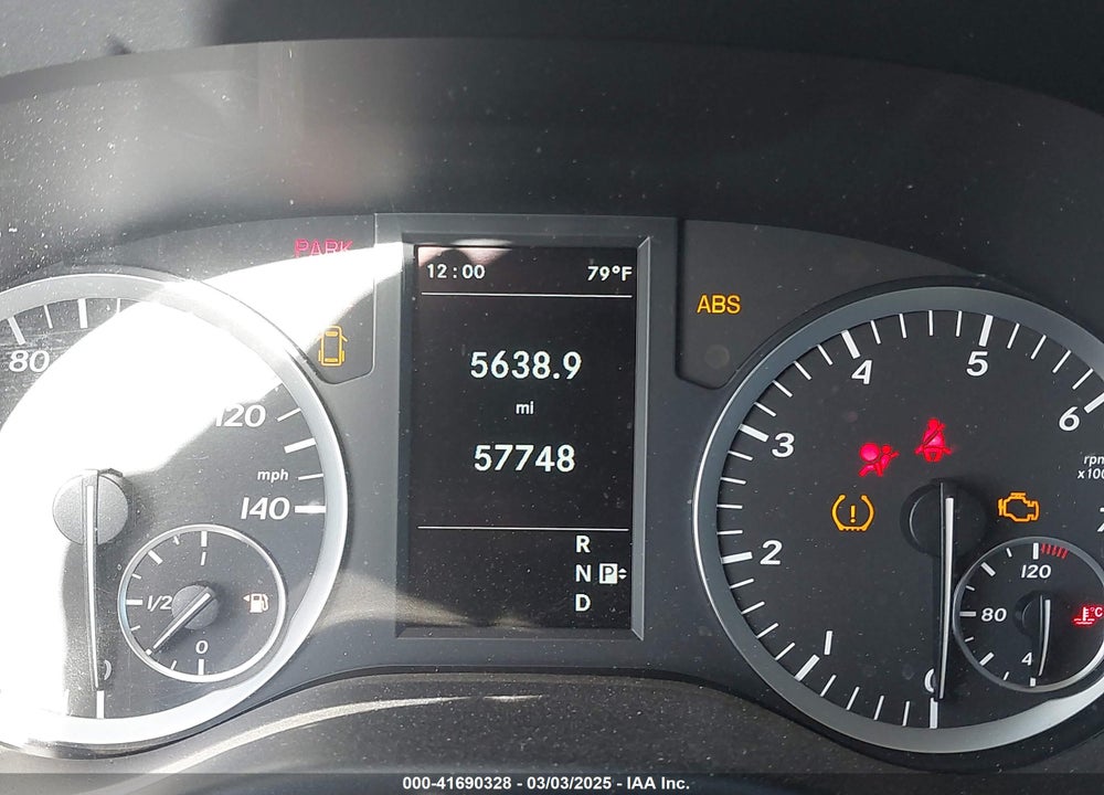 2020 MERCEDES-BENZ METRIS VIN: WD4PG2EE3K3523210