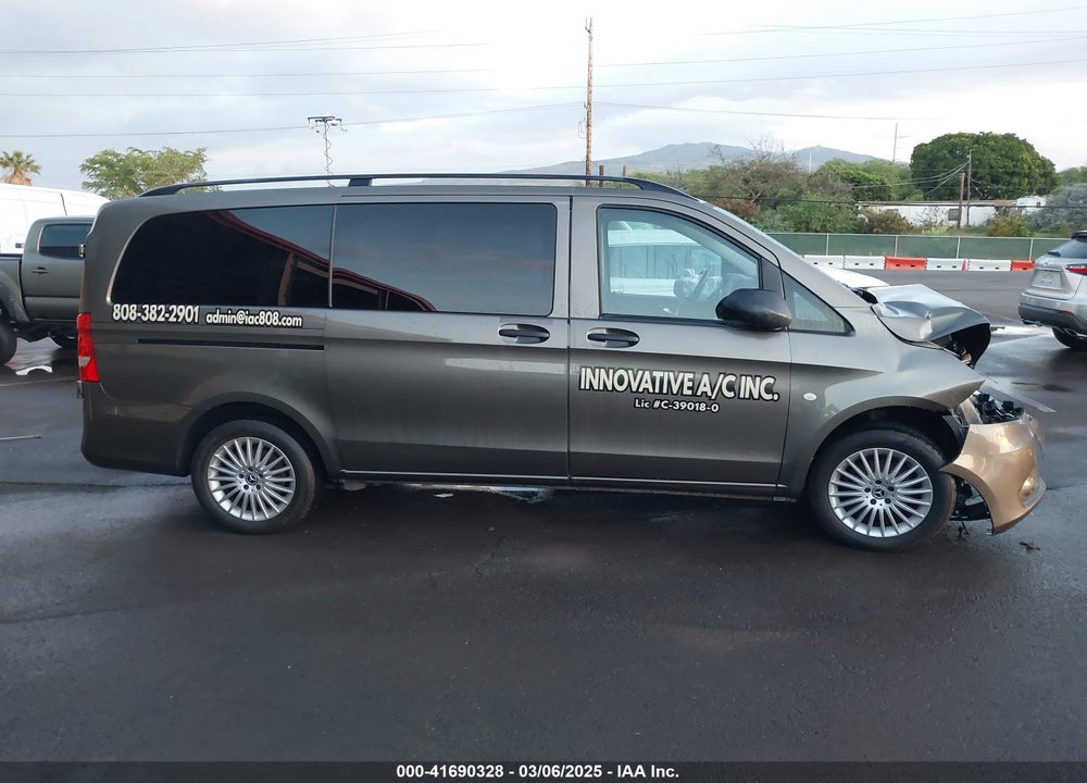 2020 MERCEDES-BENZ METRIS VIN: WD4PG2EE3K3523210
