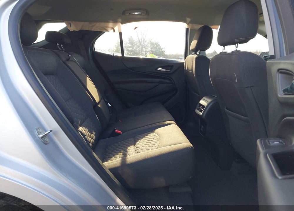 2019 CHEVROLET EQUINOX VIN: 2GNAXKEV4K6211459