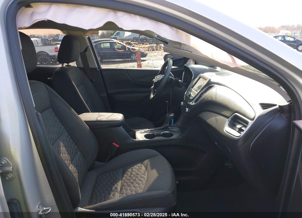 2019 CHEVROLET EQUINOX VIN: 2GNAXKEV4K6211459