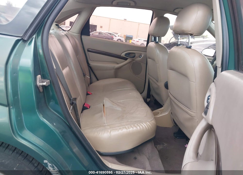 2000 FORD FOCUS ZTS VIN: 1FAFP3837YW305886