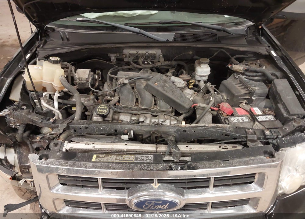 2008 FORD ESCAPE VIN: 1FMCU93198KD40608