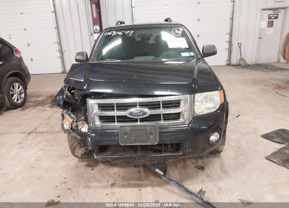 2008 FORD ESCAPE VIN: 1FMCU93198KD40608