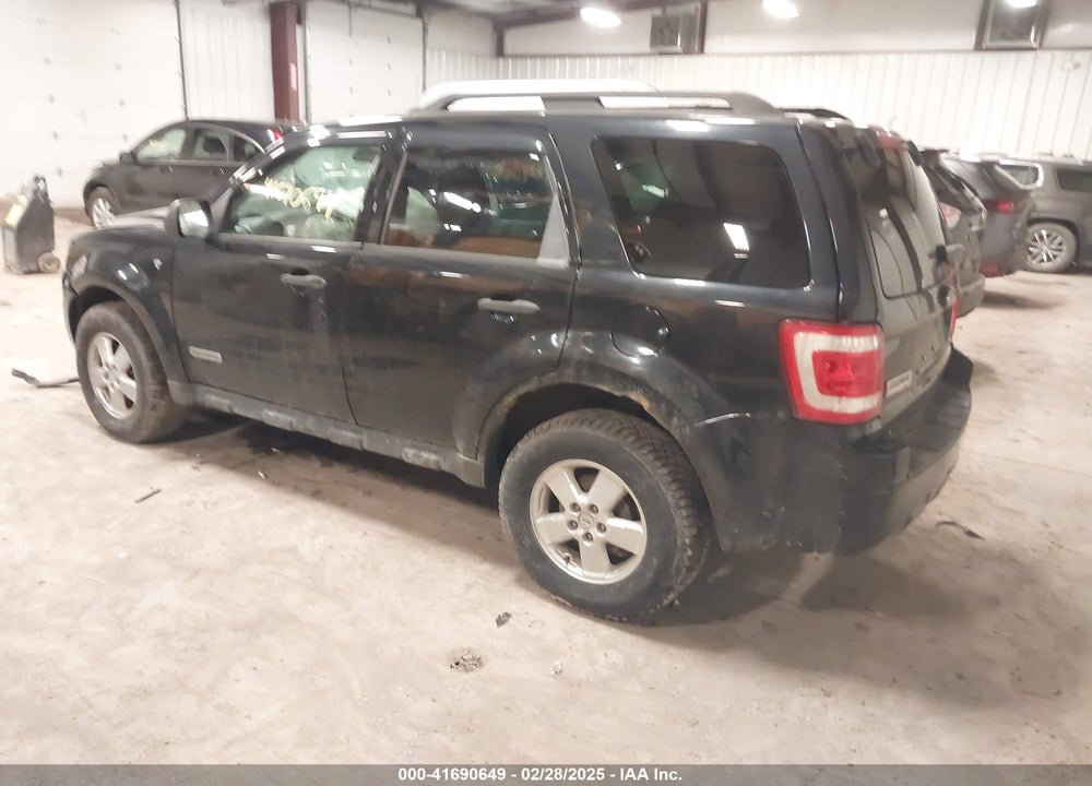 2008 FORD ESCAPE VIN: 1FMCU93198KD40608