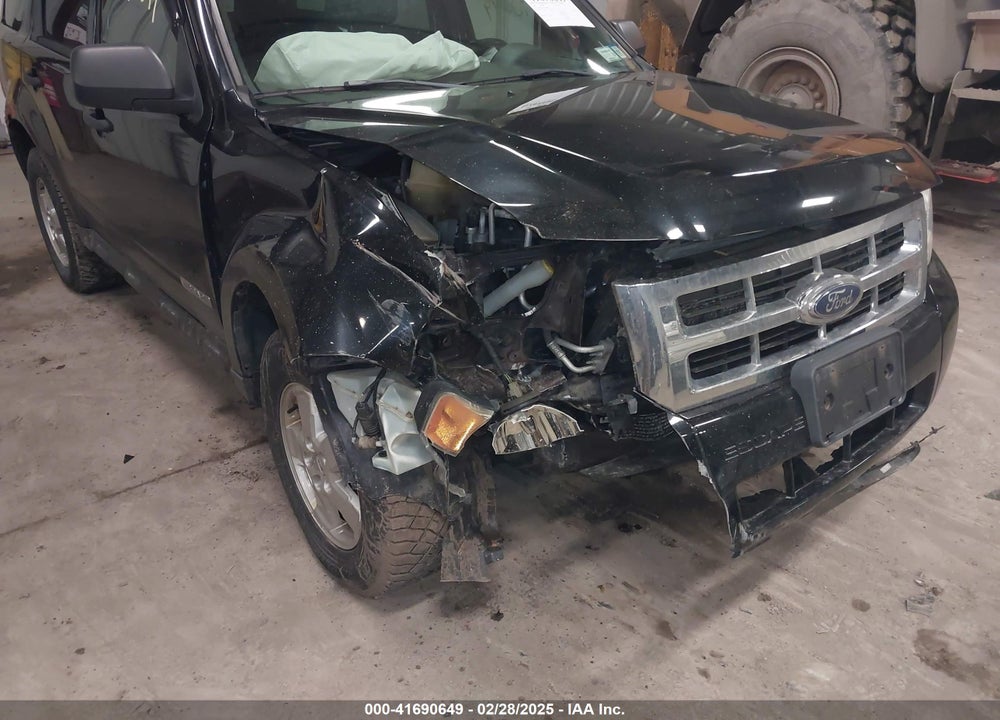 2008 FORD ESCAPE VIN: 1FMCU93198KD40608