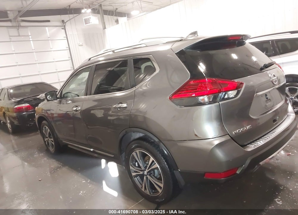 2017 NISSAN ROGUE SL VIN: JN8AT2MV6HW284437