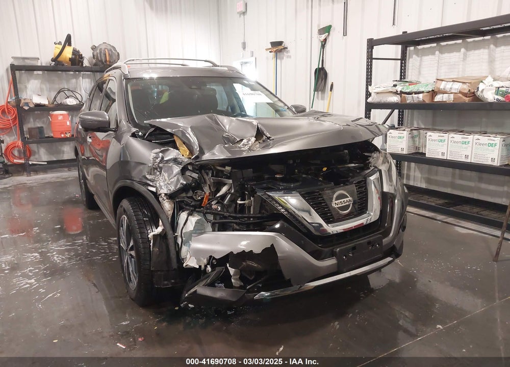 2017 NISSAN ROGUE SL VIN: JN8AT2MV6HW284437
