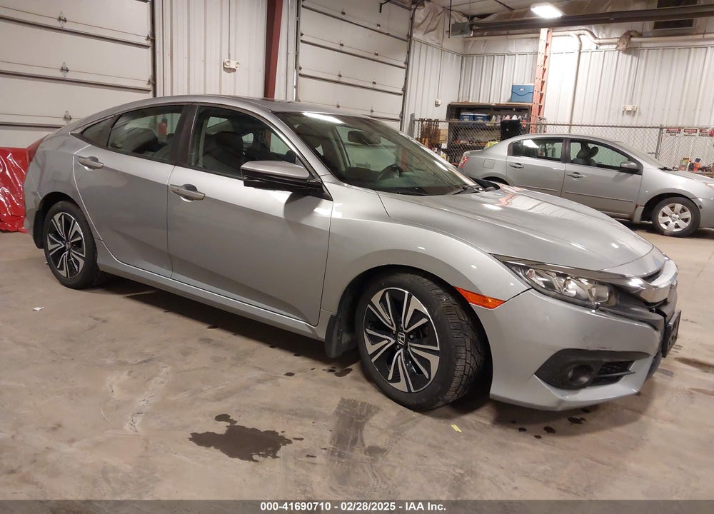 2018 HONDA CIVIC EX-L VIN: 19XFC1F7XJE003895