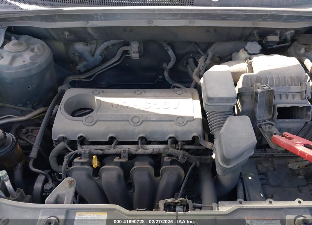 2011 KIA SORENTO VIN: 5XYKTCA15BG081910