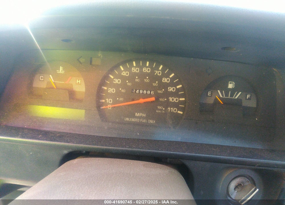 1994 TOYOTA PICKUP 1/2 TON SHORT WHEELBASE VIN: JT4RN81A6R5195763