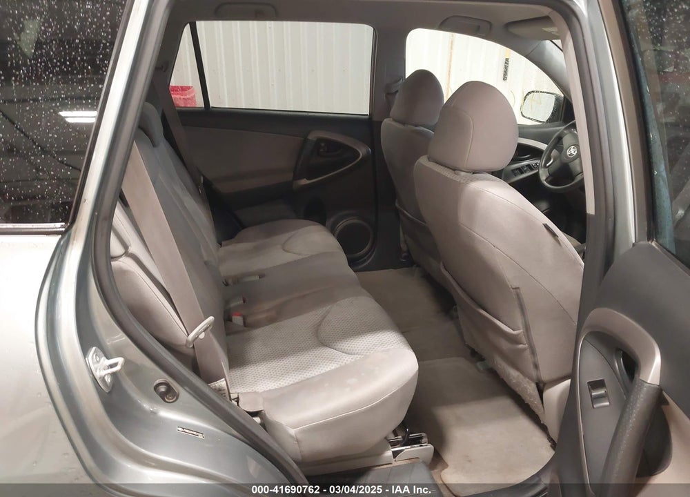 2008 TOYOTA RAV4 VIN: JTMBD33V985153917