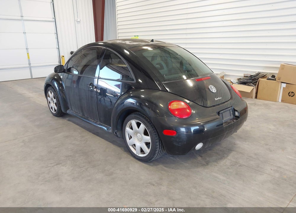 2002 VOLKSWAGEN NEW BEETLE GLX VIN: 3VWDD21C52M402667