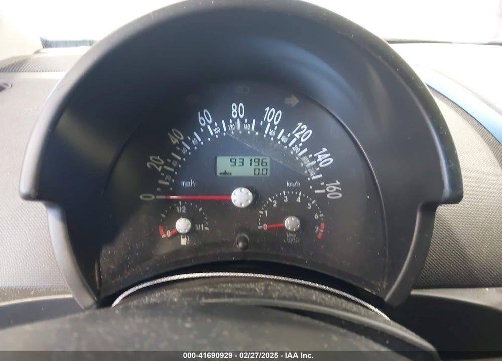 2002 VOLKSWAGEN NEW BEETLE GLX VIN: 3VWDD21C52M402667