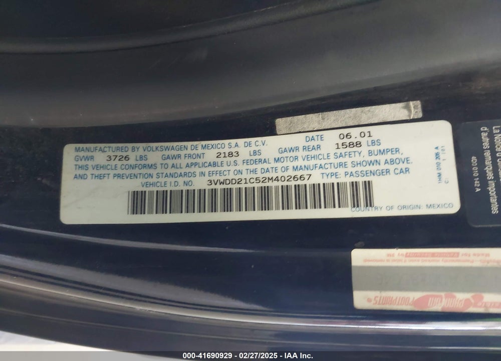 2002 VOLKSWAGEN NEW BEETLE GLX VIN: 3VWDD21C52M402667