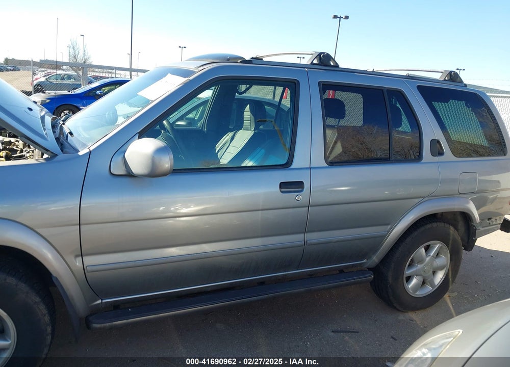 2001 NISSAN PATHFINDER VIN: JN8DR09Y61W607832