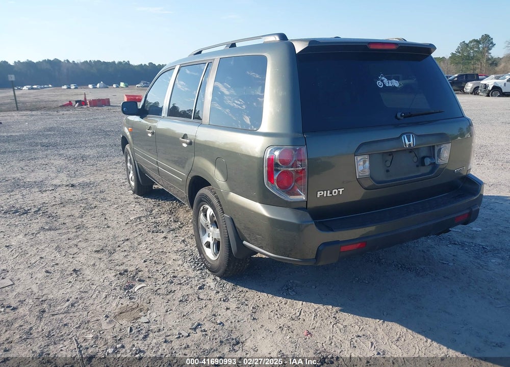 2006 HONDA PILOT EX-L VIN: 5FNYF18766B026721