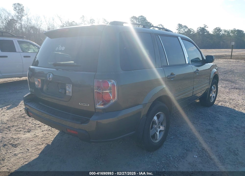 2006 HONDA PILOT EX-L VIN: 5FNYF18766B026721