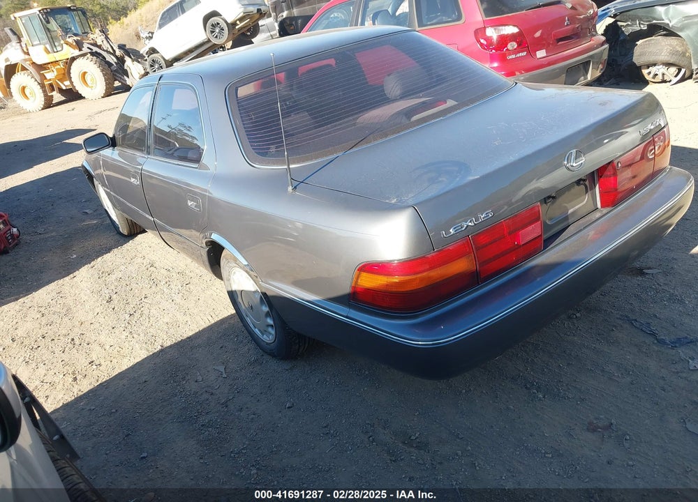 1991 LEXUS LS 400 VIN: JT8UF11E2M0048670