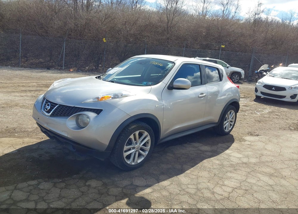 2011 NISSAN JUKE SV VIN: JN8AF5MV1BT028126