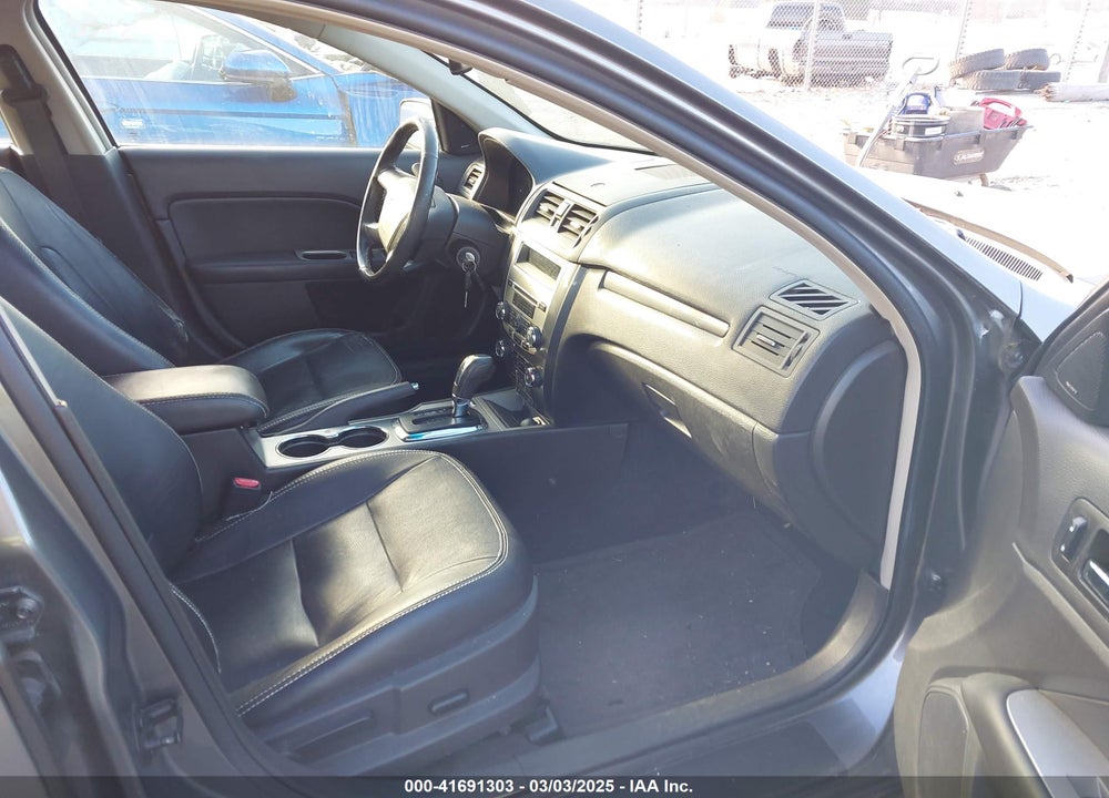 2010 FORD FUSION VIN: 3FAHP0JA3AR326999