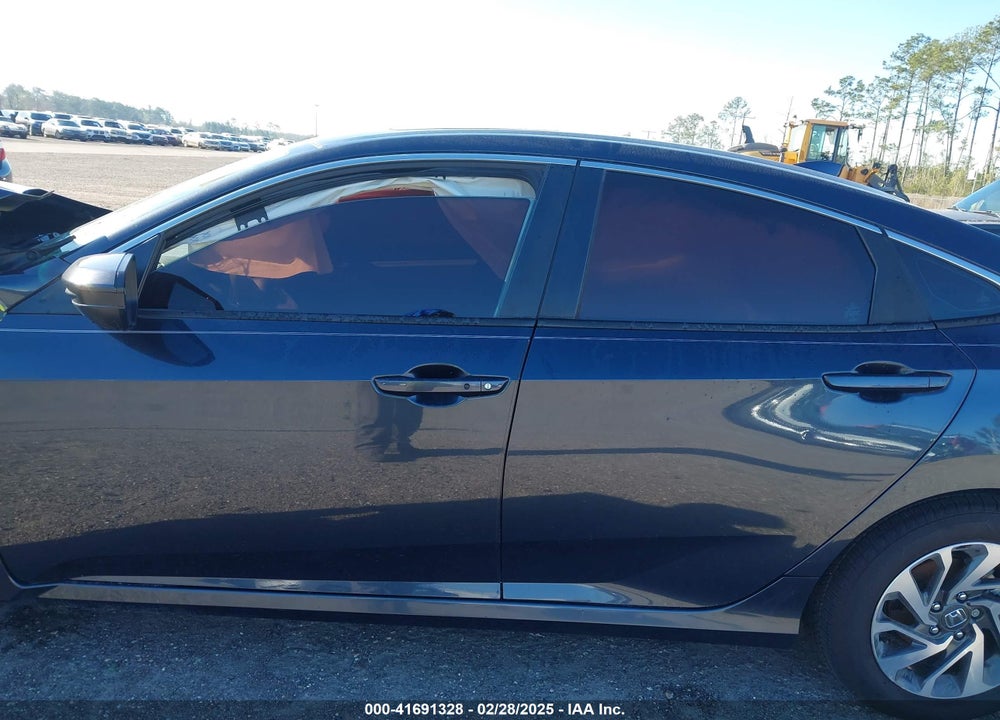 2017 HONDA CIVIC VIN: 19XFC2F79HE046575