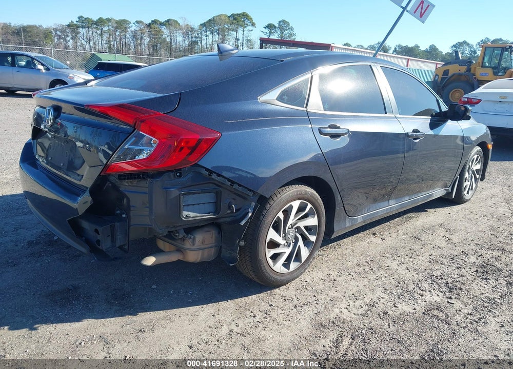 2017 HONDA CIVIC VIN: 19XFC2F79HE046575