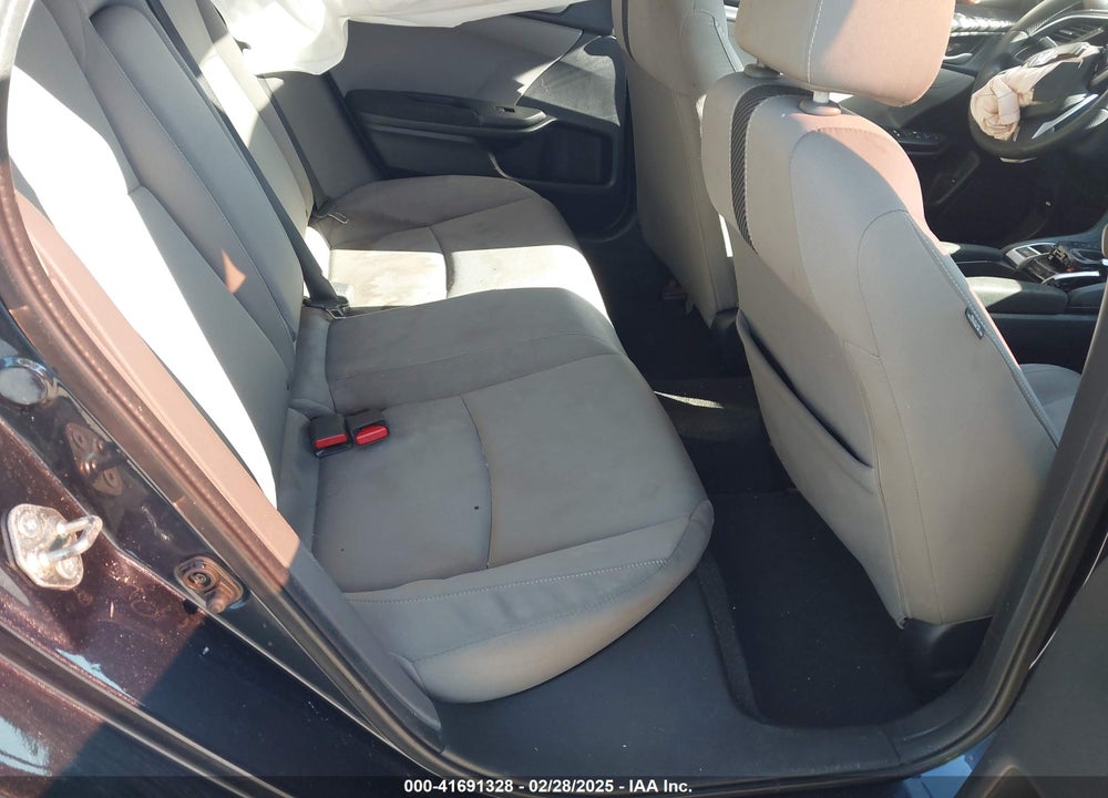 2017 HONDA CIVIC VIN: 19XFC2F79HE046575