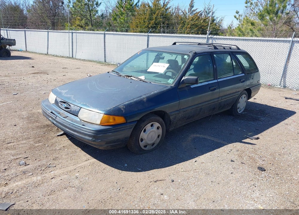1995 FORD ESCORT LX/SPORT VIN: 3FASP15J0SR138111