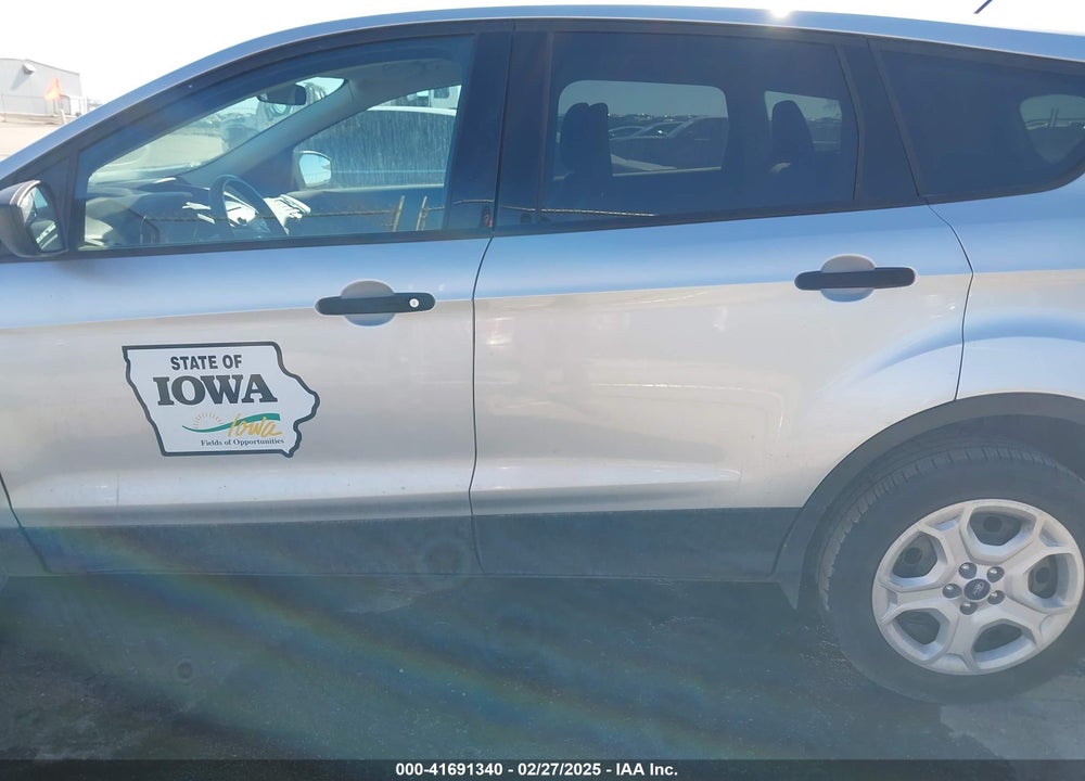 2018 FORD ESCAPE S VIN: 1FMCU0F77JUB76409
