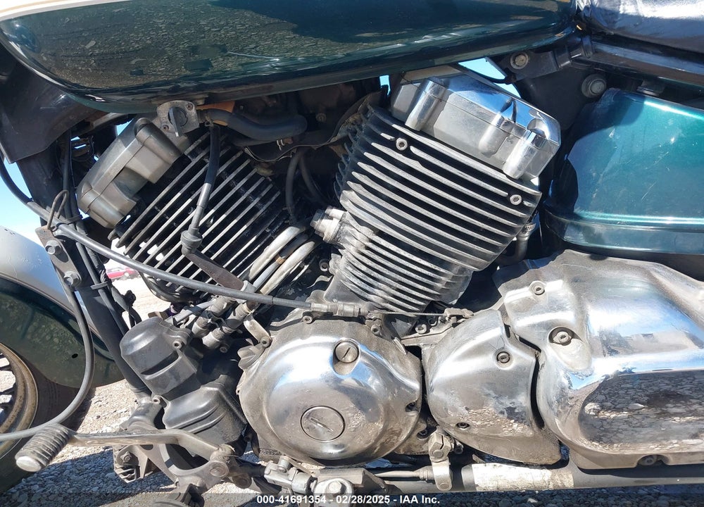 1999 YAMAHA XVS65 A VIN: JYAVM01E0XA010547