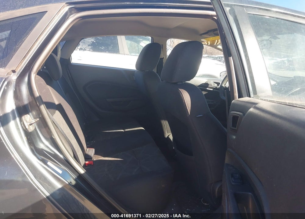 2011 FORD FIESTA VIN: 3FADP4BJ2BM171722