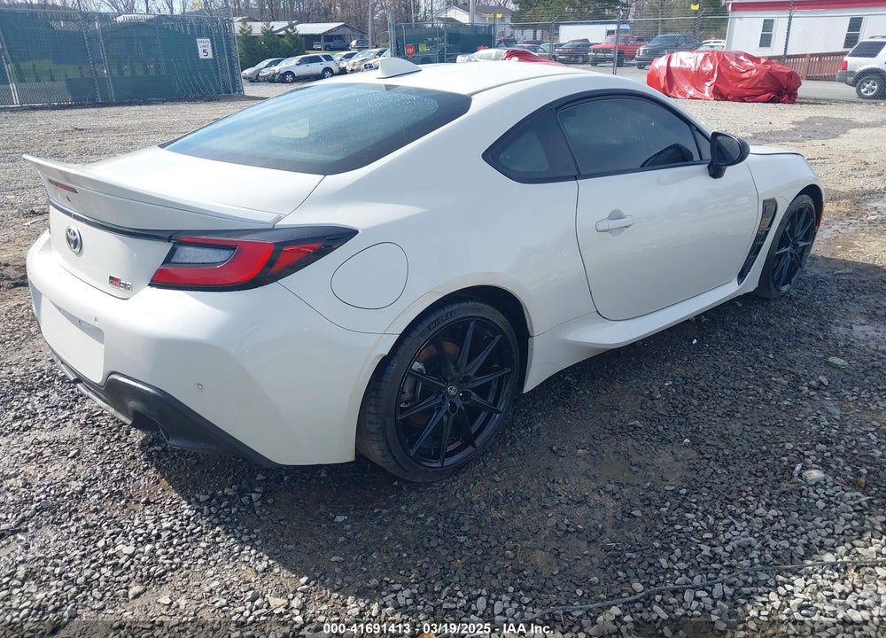 2024 TOYOTA GR86 VIN: JF1ZNBE17R8753079