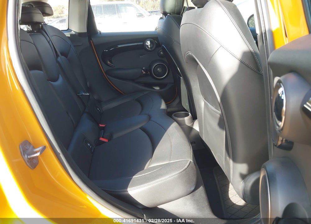 2015 MINI HARDTOP VIN: WMWXU3C51F2B57061