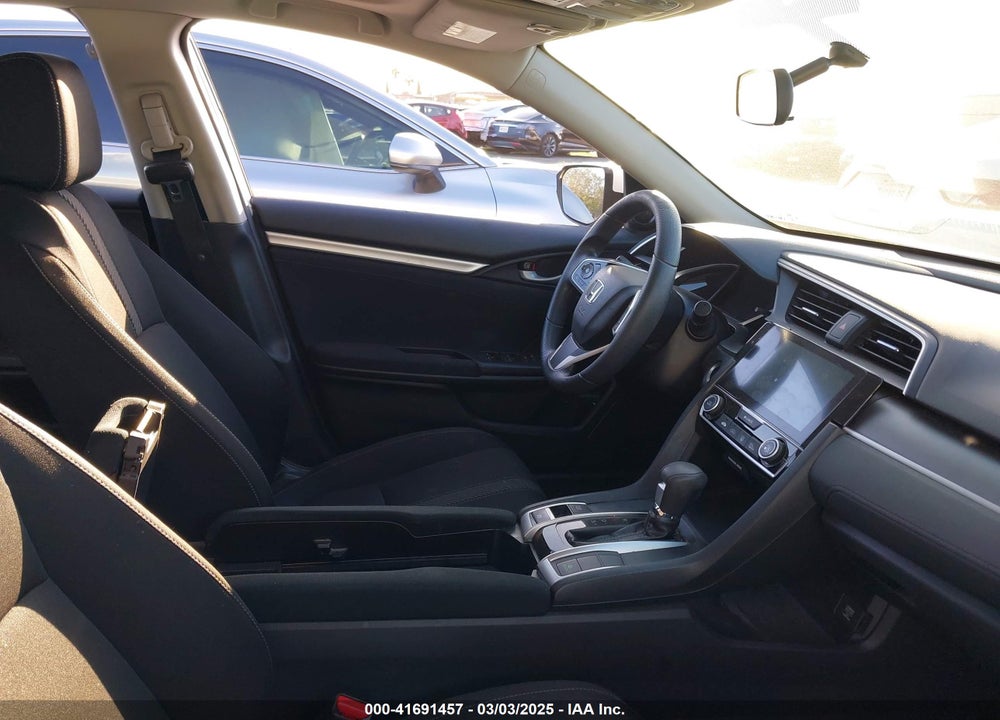 2018 HONDA CIVIC EX VIN: 2HGFC2F75JH513339