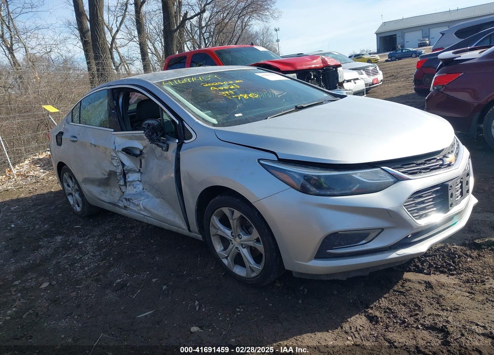 2018 CHEVROLET CRUZE VIN: 1G1BF5SM6J7197780