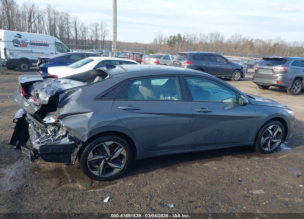 2023 HYUNDAI ELANTRA VIN: KMHLS4AGXPU610917