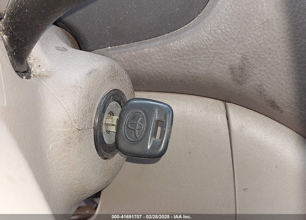 2006 TOYOTA SIENNA CE VIN: 5TDZA23C16S500373
