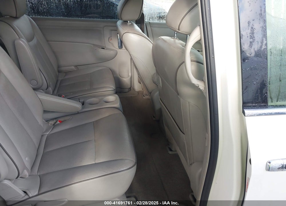 2014 NISSAN QUEST VIN: JN8AE2KP4E9105188