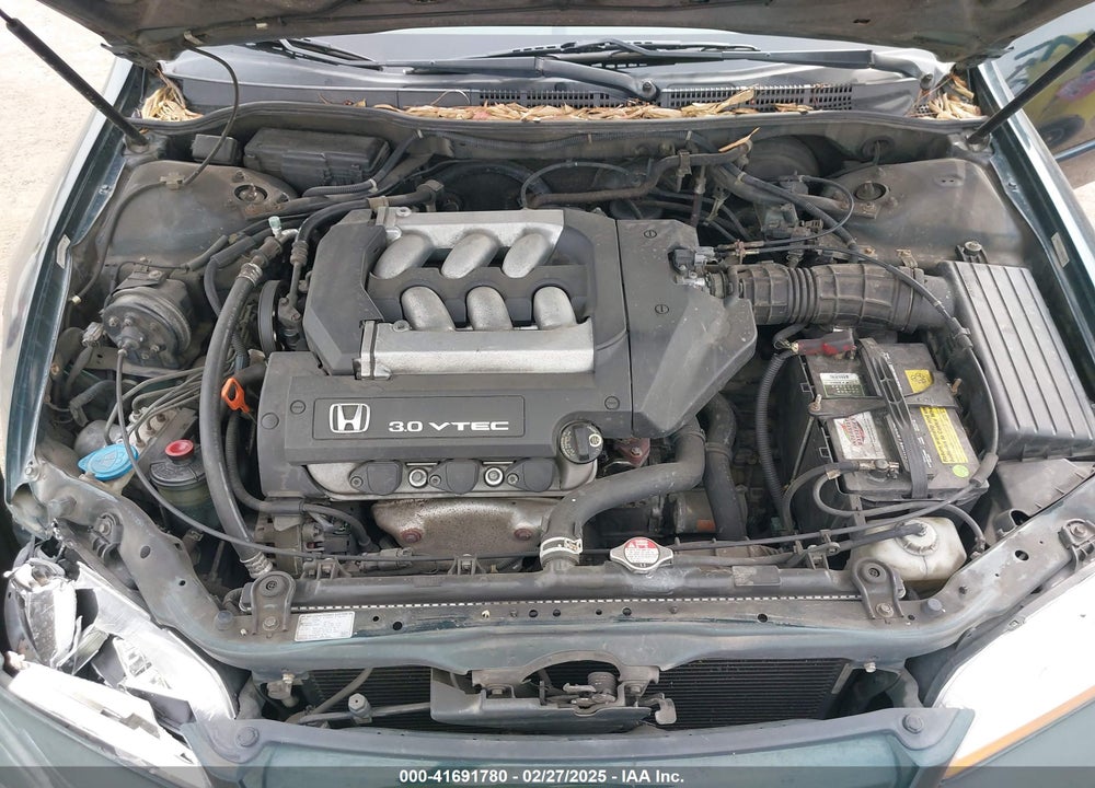 2001 HONDA ACCORD 3.0 EX VIN: 1HGCG16521A081176